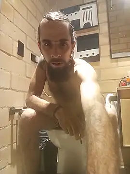 hairy mannn online show from June 18, 7:19 am