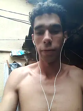 Snapshot of Dedede32 chatting on September 22, 7:49 pm Dedede32 online show from September 22, 7:49 pm