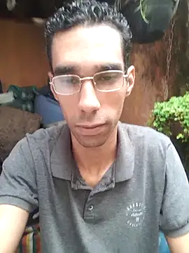 Snapshot of Dedede32 chatting on September 24, 1:25 pm Dedede32 online show from September 24, 1:25 pm