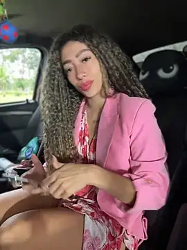 roxyrougee online show from May 19, 11:16 am