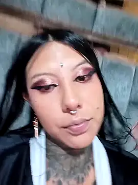 missashlyrosette online show from November 6, 1:50 am