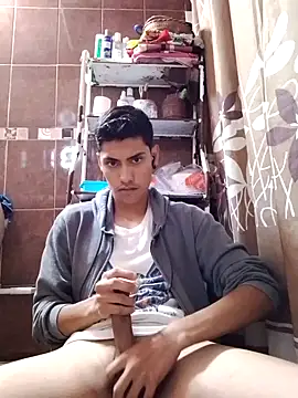 aispuro8505 online show from October 10, 7:18 am