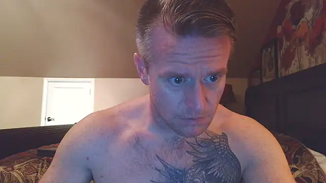 DILFiGuess11 online show from April 16, 2:56 am