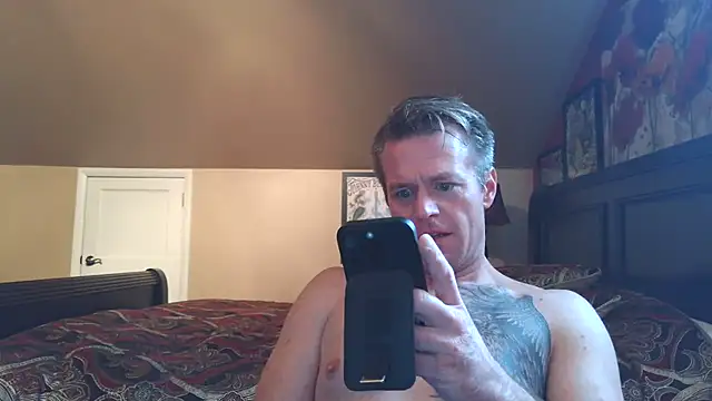 DILFiGuess11 online show from May 11, 7:22 pm
