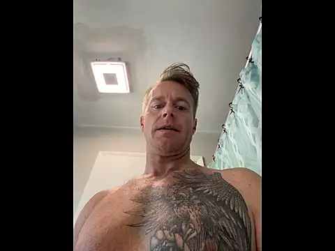 DILFiGuess11 online show from July 2, 3:40 pm