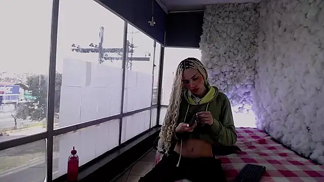 Snapshot of Aaron_Fordd chatting on February 8, 1:47 pm Aaron Fordd online show from February 8, 1:47 pm