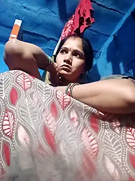 Jooli xx online show from April 13, 6:02 pm