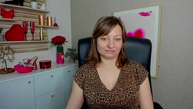 angelaSamt online show from April 10, 5:45 am