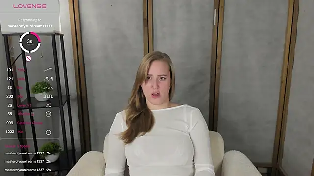 Alice Cire online show from November 21, 1:43 pm