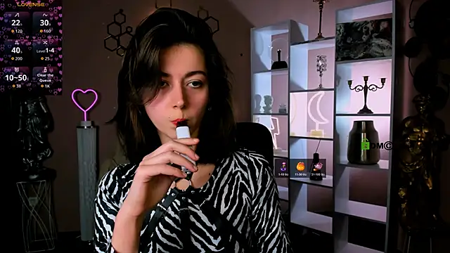 kitniss dreamy online show from November 16, 8:47 pm