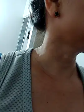 Snapshot of Amanda39 chatting on April 17, 10:46 pm Amanda39 online show from April 17, 10:46 pm