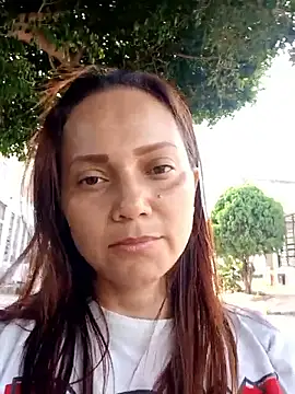 Snapshot of Amanda39 chatting on May 6, 12:54 pm Amanda39 online show from May 6, 12:54 pm