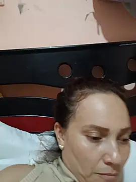 Snapshot of Amanda39 chatting on July 3, 9:32 pm Amanda39 online show from July 3, 9:32 pm