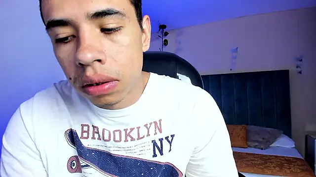 Muscle Scott online show from February 27, 1:33 pm