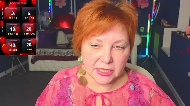 Kira Kenett online show from February 23, 7:11 pm