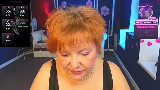 Kira Kenett online show from March 31, 10:04 am