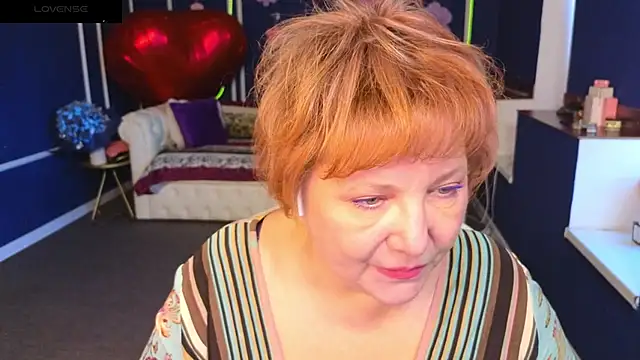 Kira Kenett online show from May 31, 7:26 am