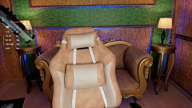 DaniCollinn  online show from September 12, 8:09 pm