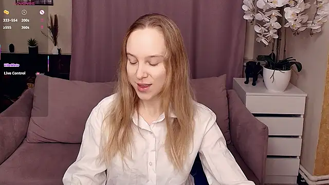 SoonMoor online show from February 5, 6:45 pm