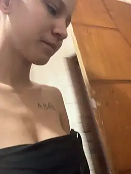 Snapshot of natysapeka12 chatting on September 15, 3:01 pm natysapeka12 online show from September 15, 3:01 pm