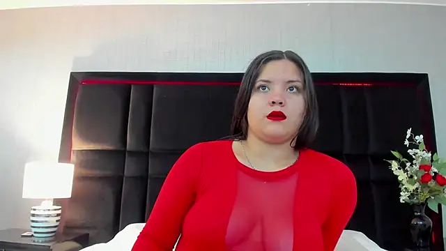 NahiaMonet online show from October 18, 3:20 am