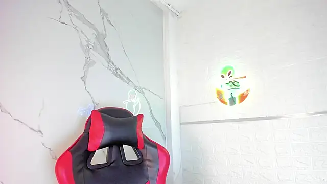 LolaXXXperience online show from October 22, 11:32 am