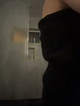 aurorasparkles online show from March 21, 3:55 am