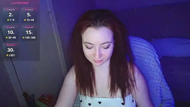 Snapshot of Micky_Wood chatting on February 21, 12:00 am Micky Wood online show from February 21, 12:00 am