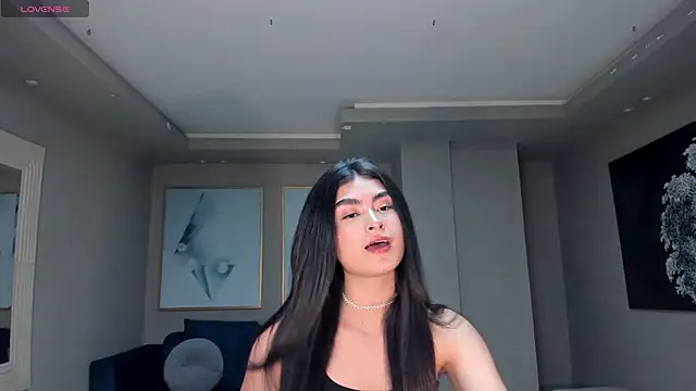 LucyWeiss  online show from September 24, 8:12 pm