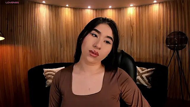 MayaMoretti  online show from February 16, 5:25 am