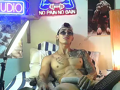 Strongcockfitness online show from October 19, 3:01 pm