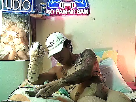 Strongcockfitness online show from January 17, 1:43 am