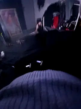 johnboones10 online show from December 20, 12:12 pm