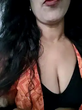 Snapshot of Deepa_Sharma143 chatting on September 28, 5:46 am Deepa Sharma143 online show from September 28, 5:46 am