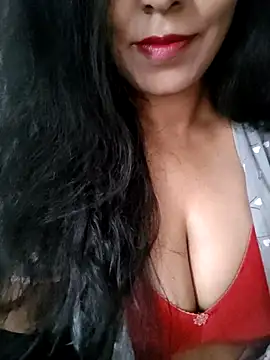 Snapshot of Deepa_Sharma143 chatting on October 21, 2:01 am Deepa Sharma143 online show from October 21, 2:01 am