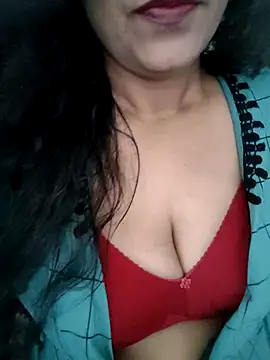 Deepa Sharma143 online show from May 4, 2:07 am