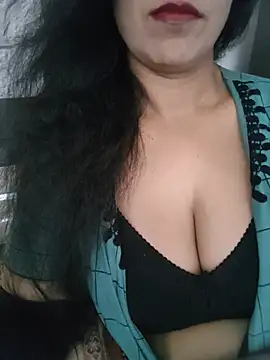 Deepa Sharma143 online show from May 22, 1:57 am