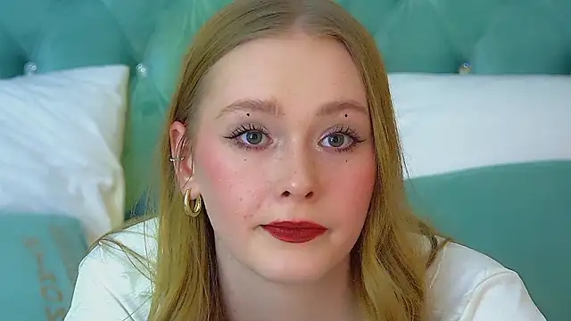 Snapshot of AgataFoxley chatting on January 31, 7:11 pm AgataFoxley online show from January 31, 7:11 pm