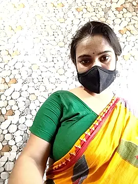 naughty nataasa online show from October 19, 9:10 am