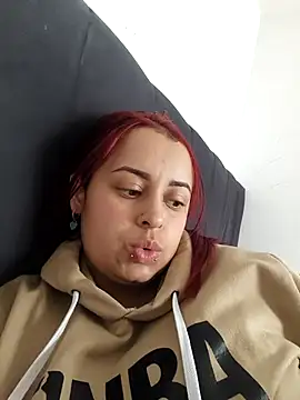 Snapshot of SkarlettArslan- chatting on September 19, 1:34 pm SkarlettArslan- online show from September 19, 1:34 pm