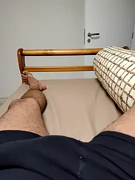 big22911 online show from October 21, 8:20 pm