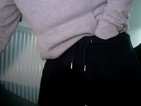 Snapshot of Xfroska chatting on September 29, 9:08 pm Xfroska online show from September 29, 9:08 pm