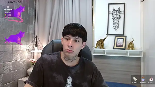 Iantwink18 online show from October 27, 6:12 pm