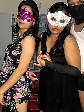 Family02 online show from December 15, 5:28 pm