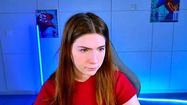 AliceCUNTach online show from November 1, 5:09 am