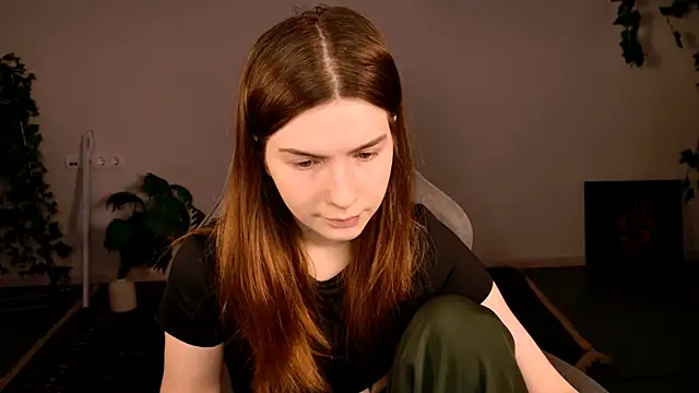 AliceCUNTach online show from November 27, 5:09 am