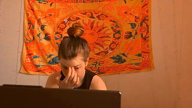 AliceCUNTach online show from March 27, 5:13 am