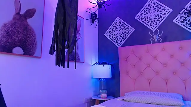 Snapshot of Maia_Reficco chatting on October 20, 12:16 pm Maia Reficco online show from October 20, 12:16 pm