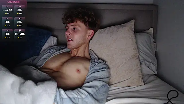 DominantAlex18 online show from March 19, 2:37 am