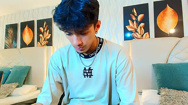 Lean Portman online show from October 16, 8:21 pm